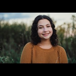 Meet your Posher, Olivia